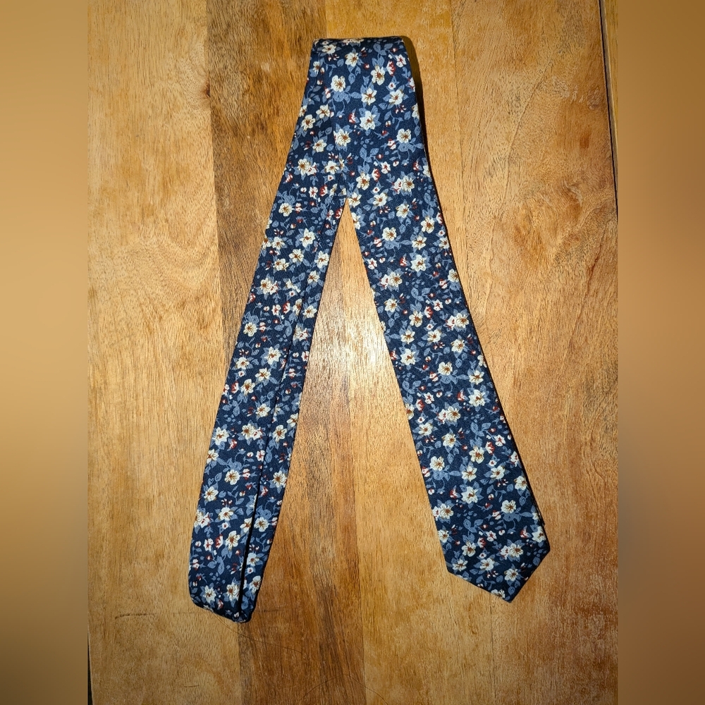 Dazi Handmade Floral Tie